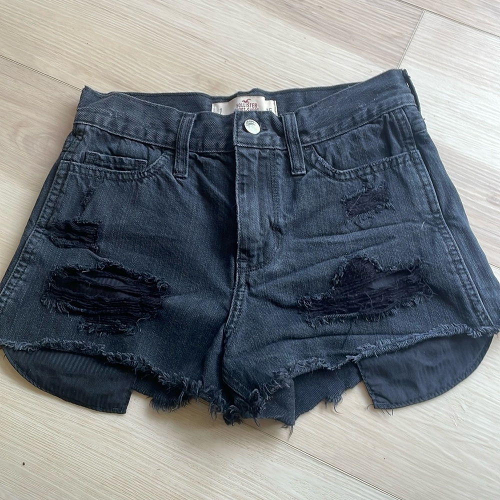 Hollister ripped high rise short shorts